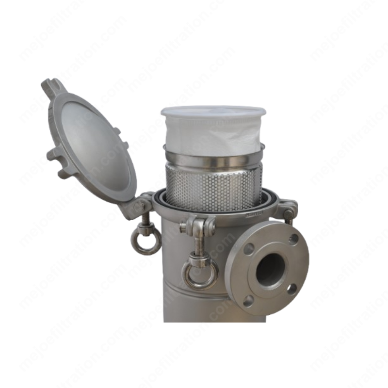 Side-in bag filter housing, flange connection
